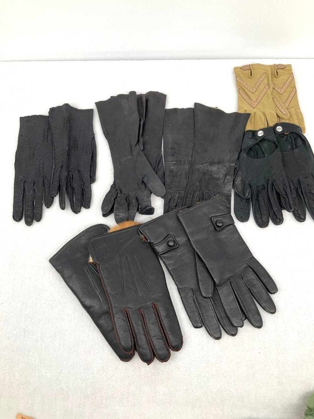 Vintage lot of leather gloves (7) pairs size 7 - 7.5 Women's